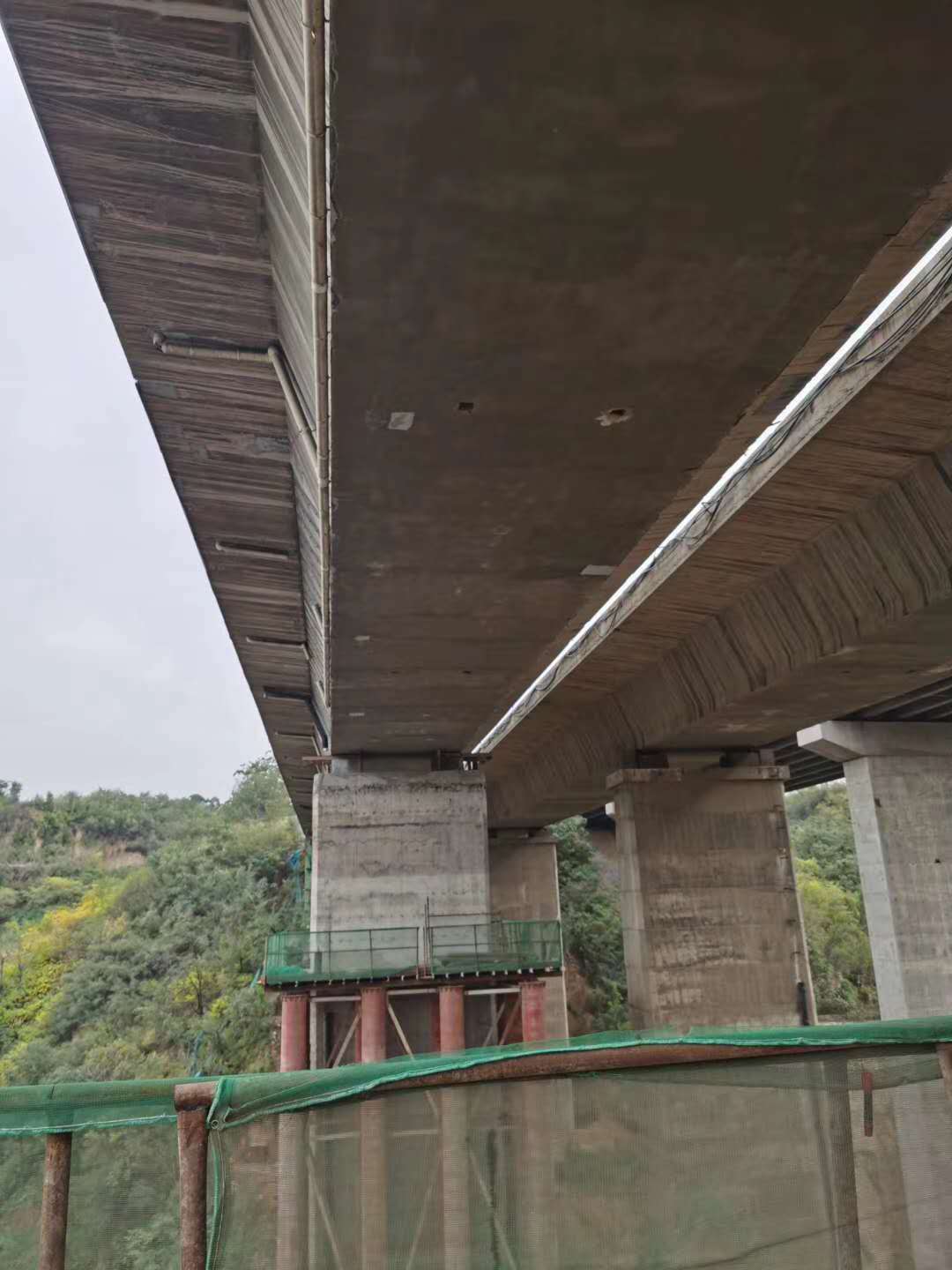 细河桥梁加固前制定可行设计方案图并用对施工方法